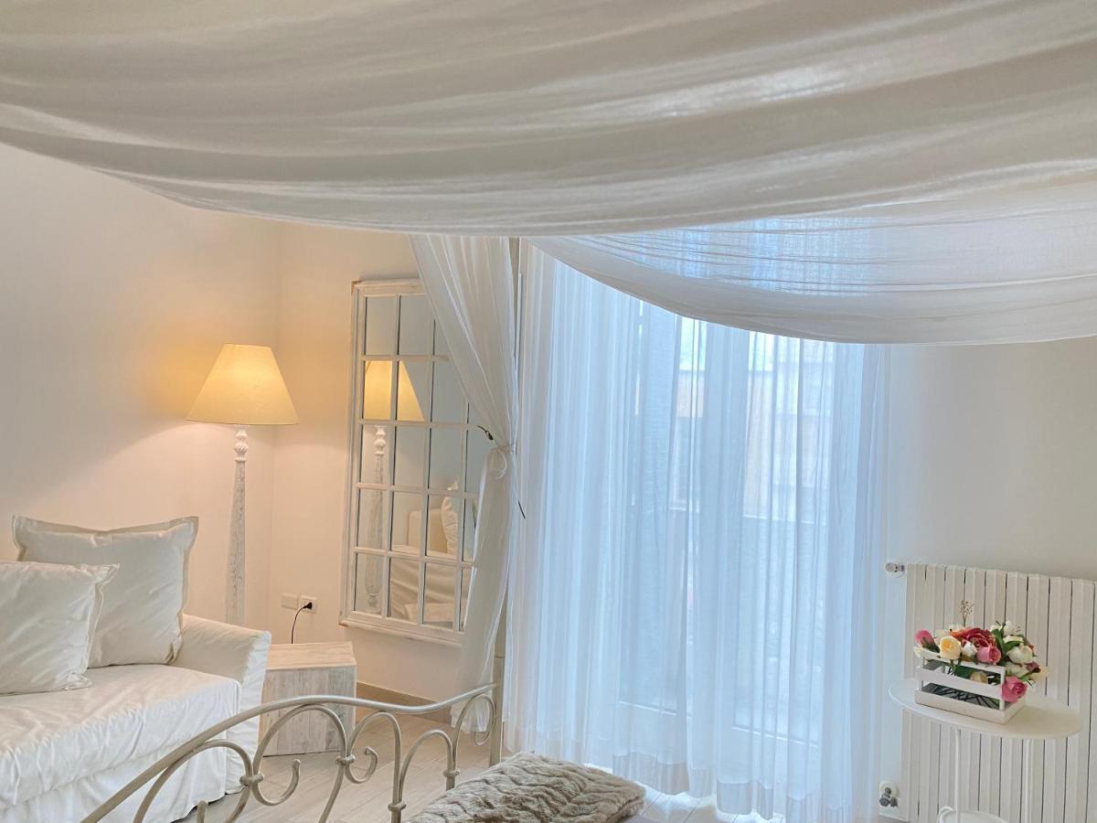 Bed and Breakfast Ai Raggi Di Sole Lecce Exteriér fotografie
